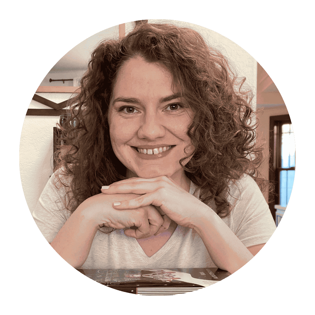 circle headshot for Danielle Kiowski